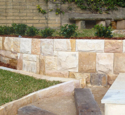 Retaining Wall Design For Your Backyard
